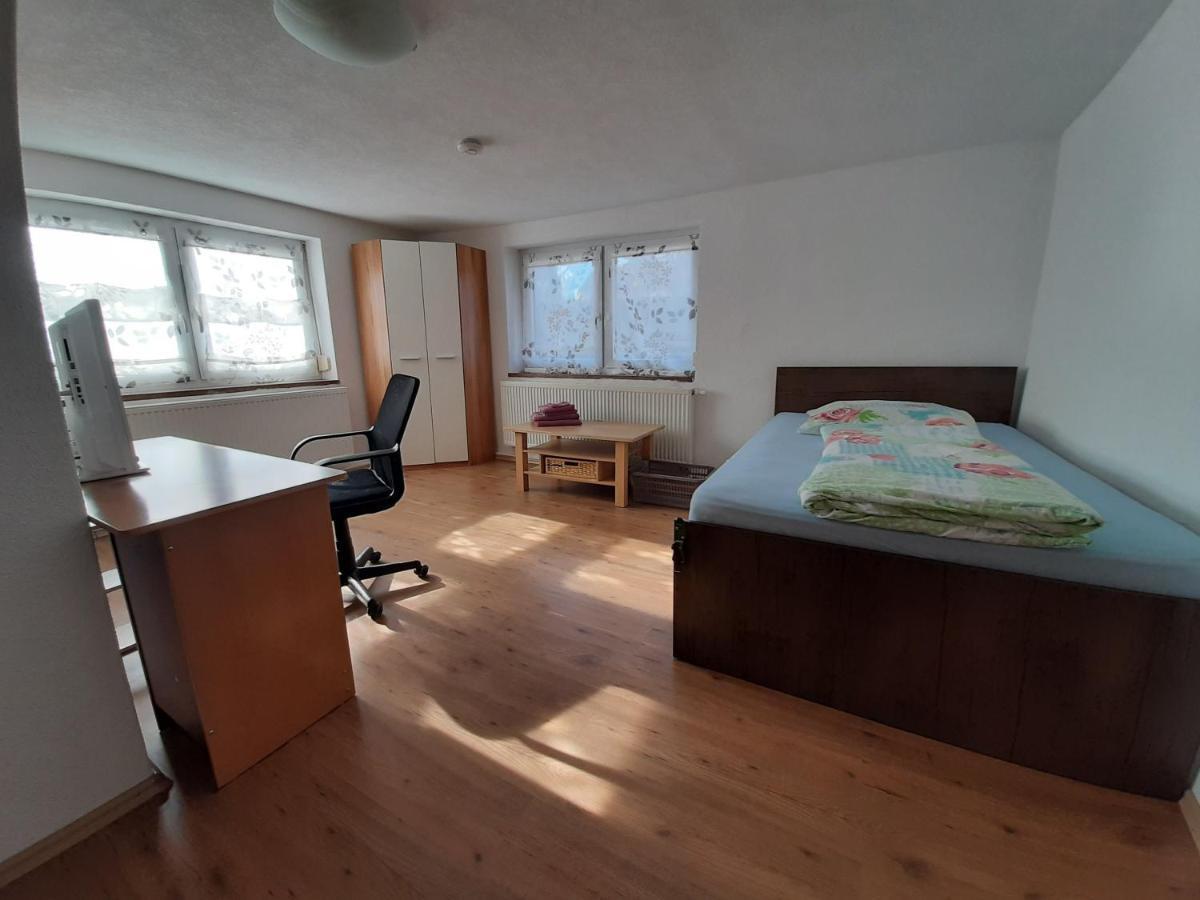 Biberach-Riss-Zimmer-Frei, Einzel-Zimmer Bad Kueche Birkenhard Eksteriør bilde